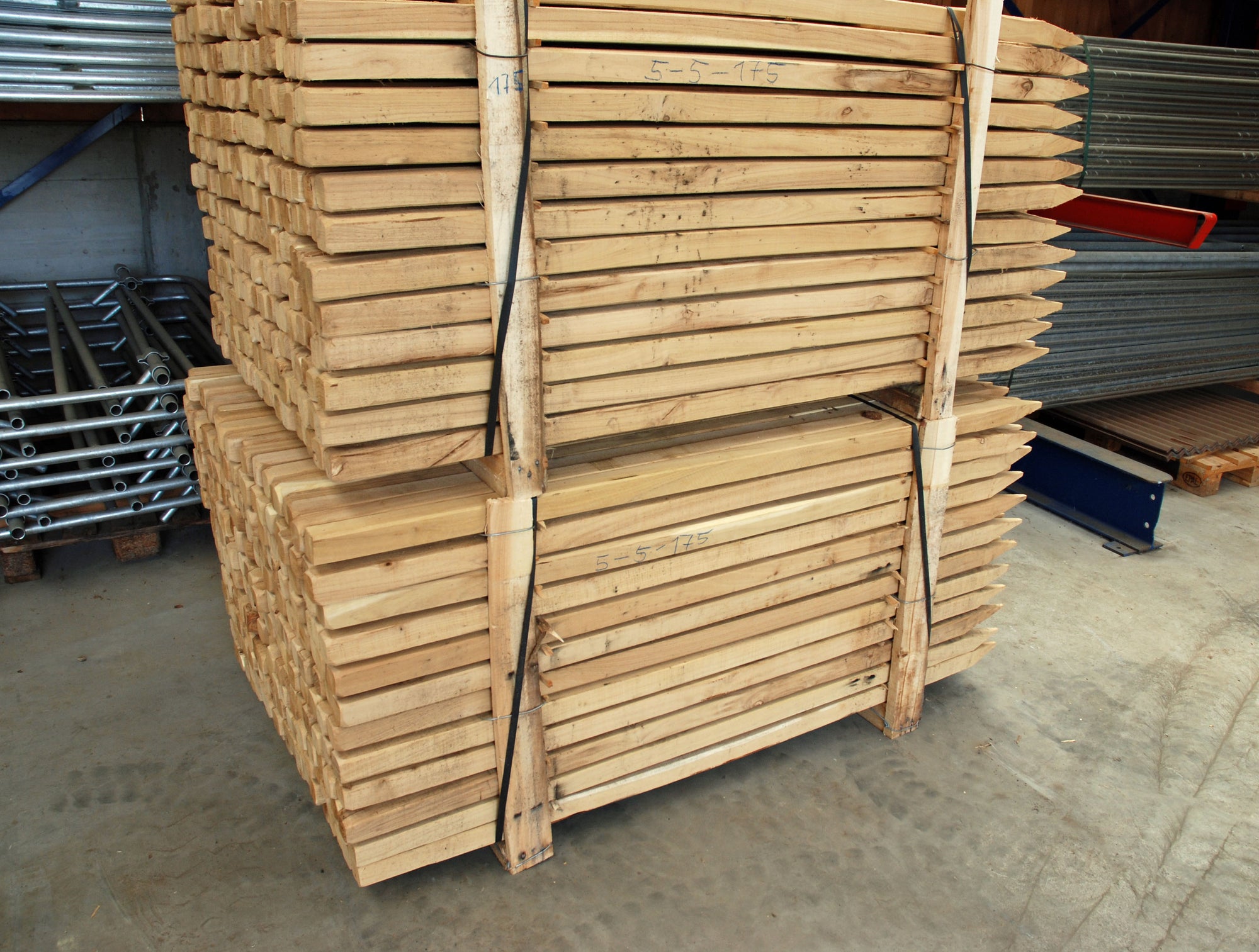 Akazien-Pfähle - vierkant, gesägt