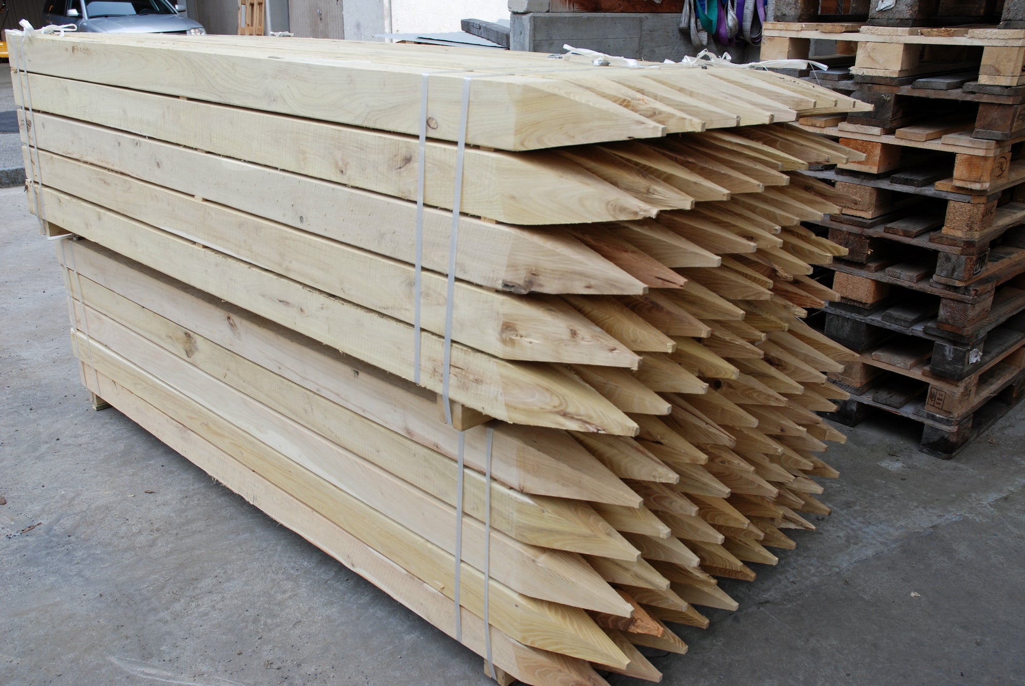 Akazien-Pfähle - vierkant, gesägt