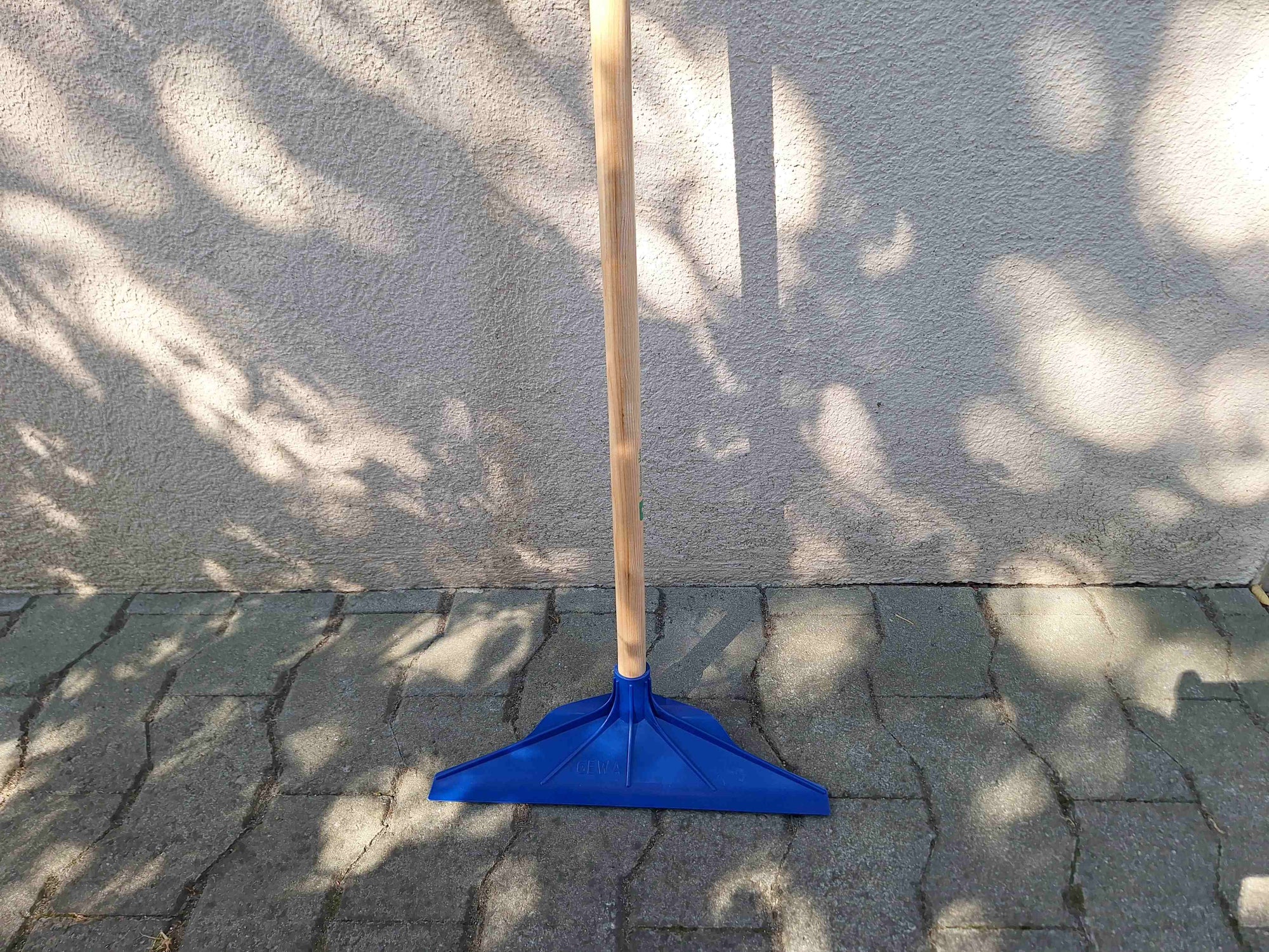 Kunststoff-Abschorer blau