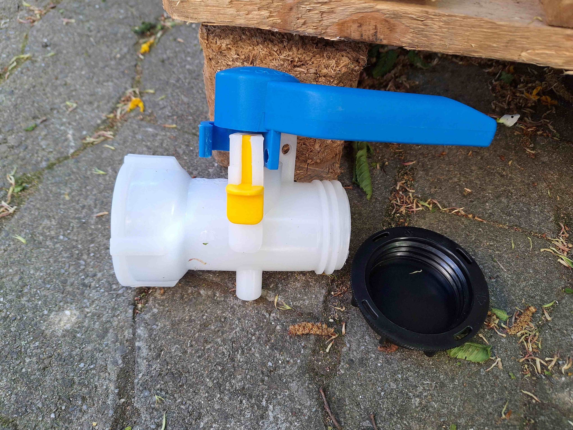 IBC Hahn für Gittertank
