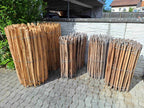 Staketenzaun aus Akazienholz