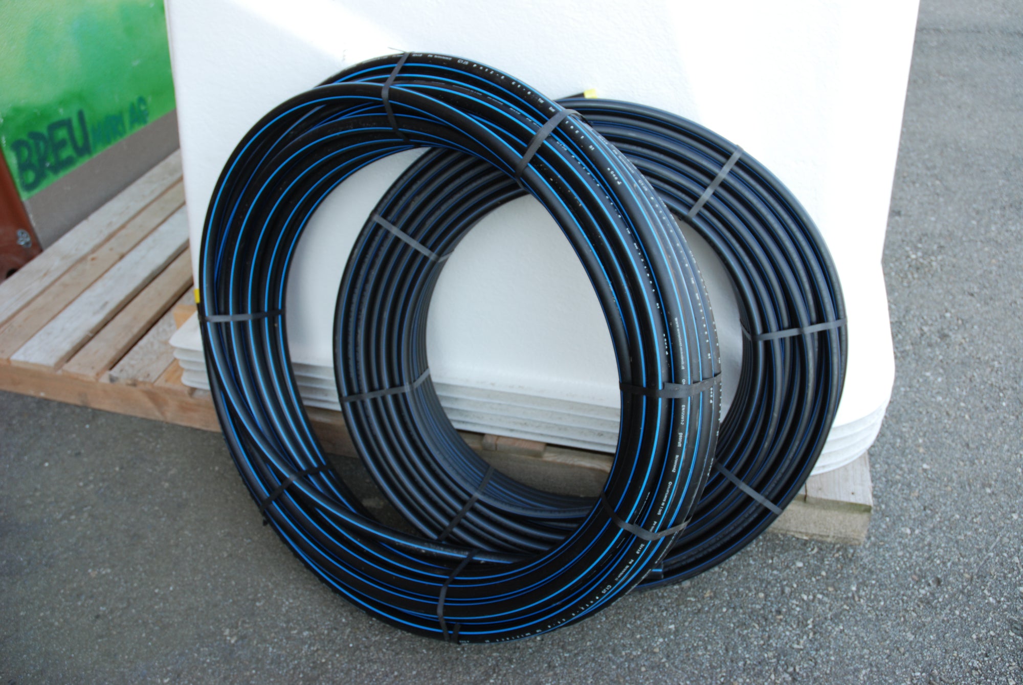 Wasser-Druckrohre PE 25 mm und 32 mm