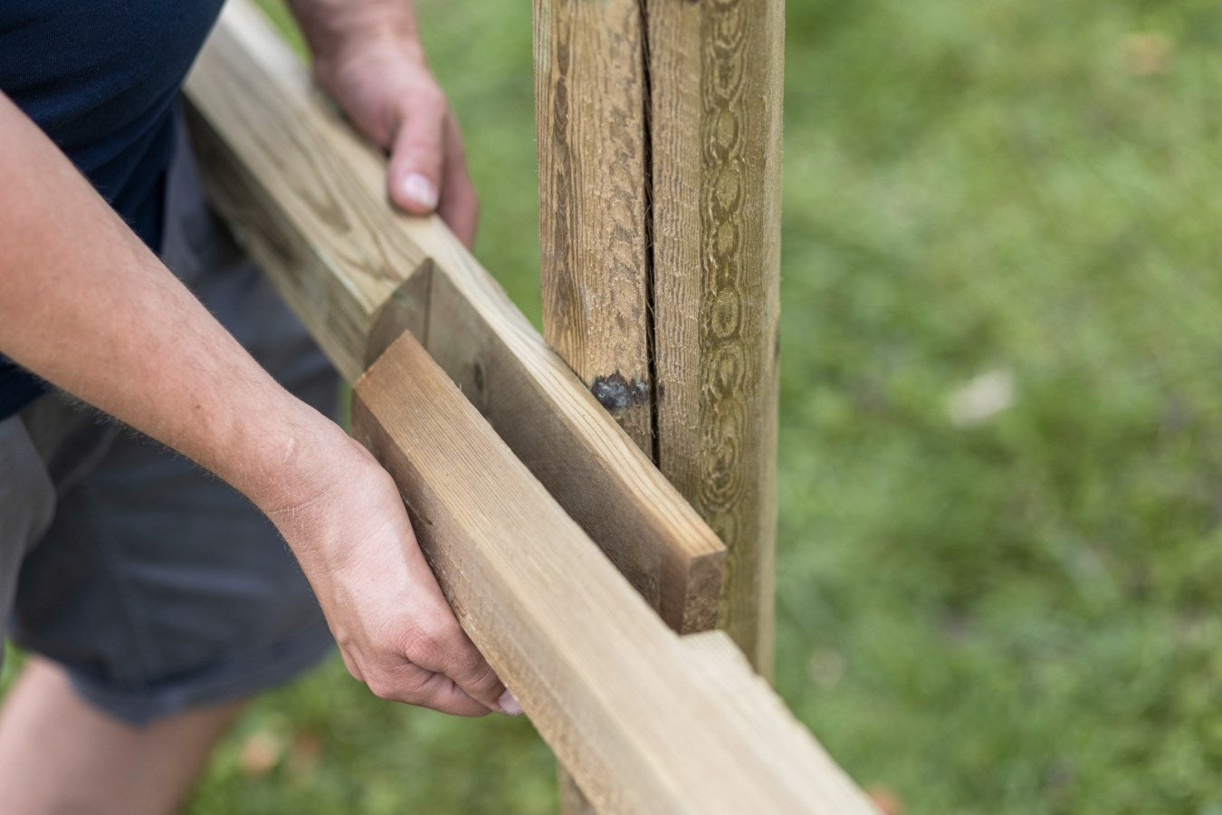 Eckige 'Halbrund-Latten' Octowood