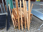 Spaltpfähle aus Akazienholz