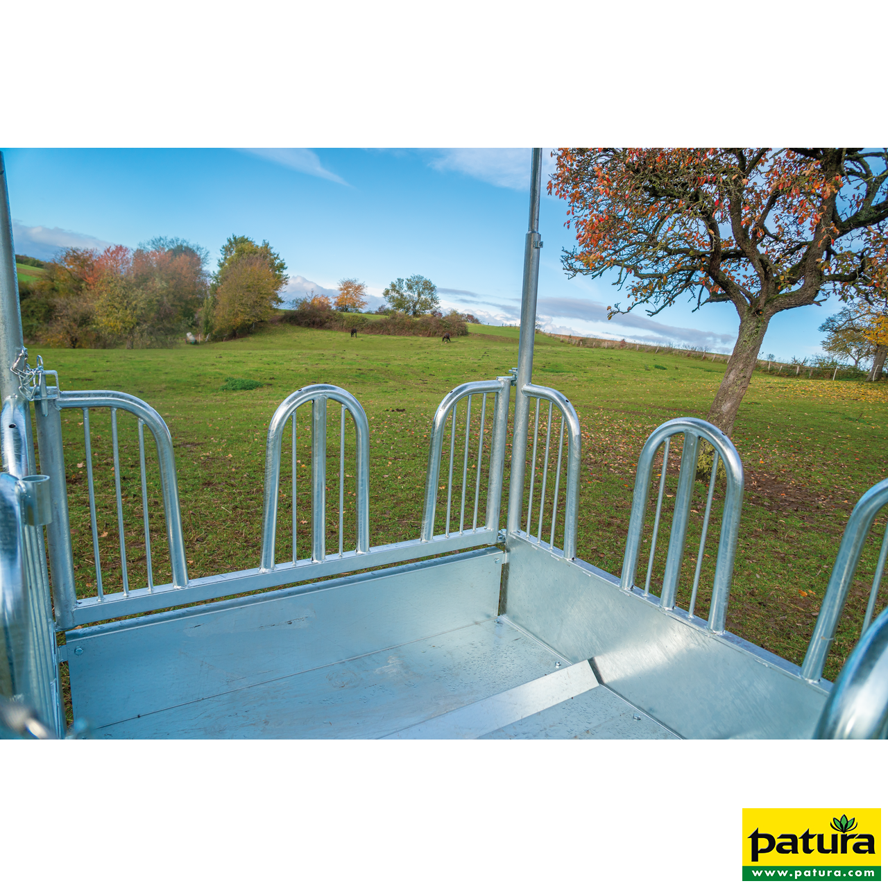 Kleine Viereckraufe Patura, 8 Fress-Plätze